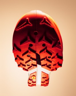 A still life photograph of the Nike Kiger 10 shoe, photographed by Thomas Albdorf. 